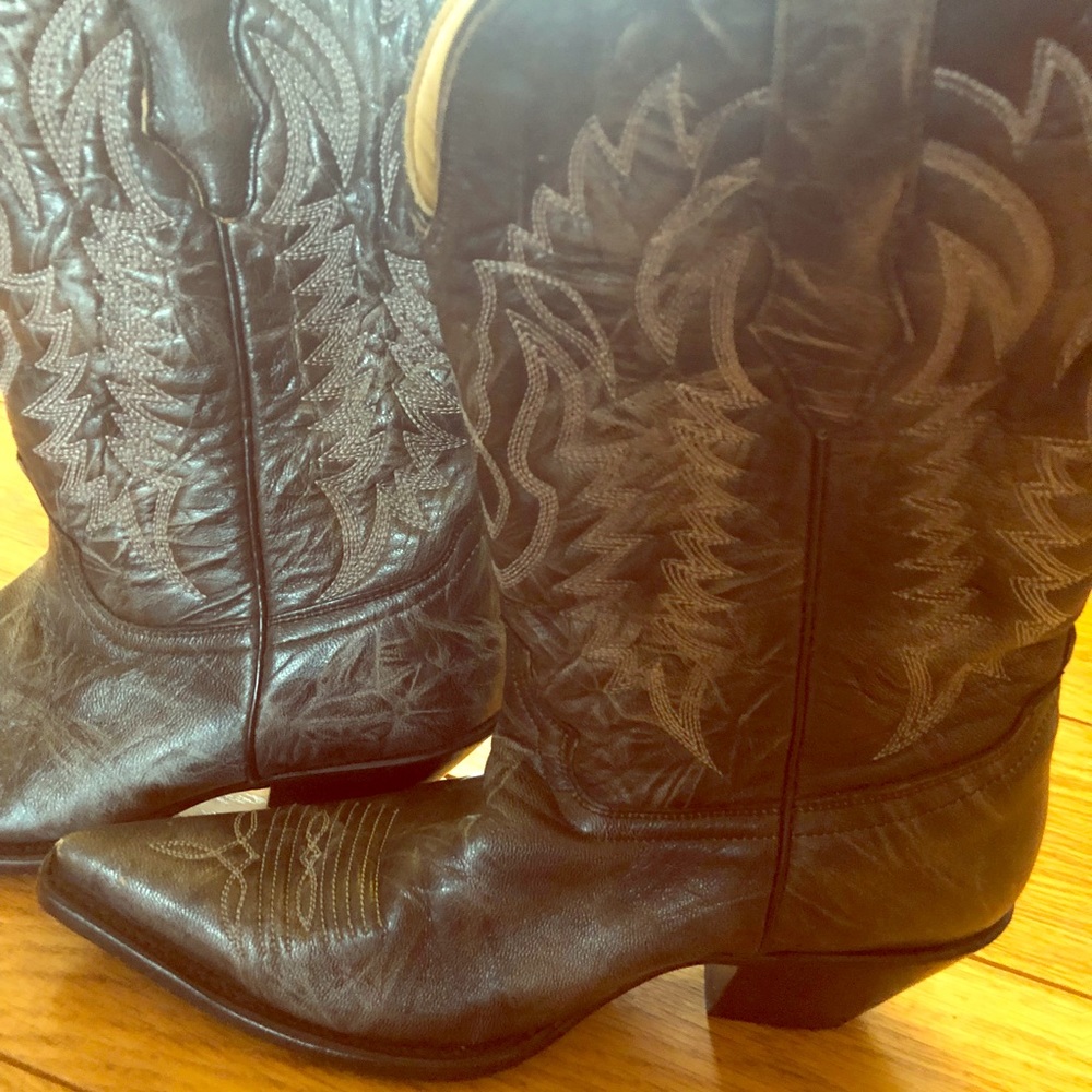 Like new Corral boots